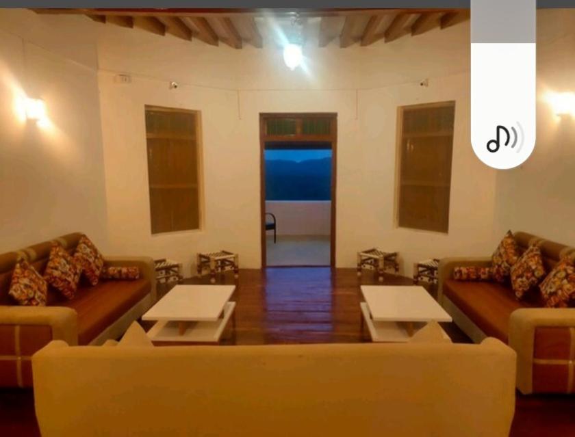 Hotel Ashirwad Junagadh Dış mekan fotoğraf